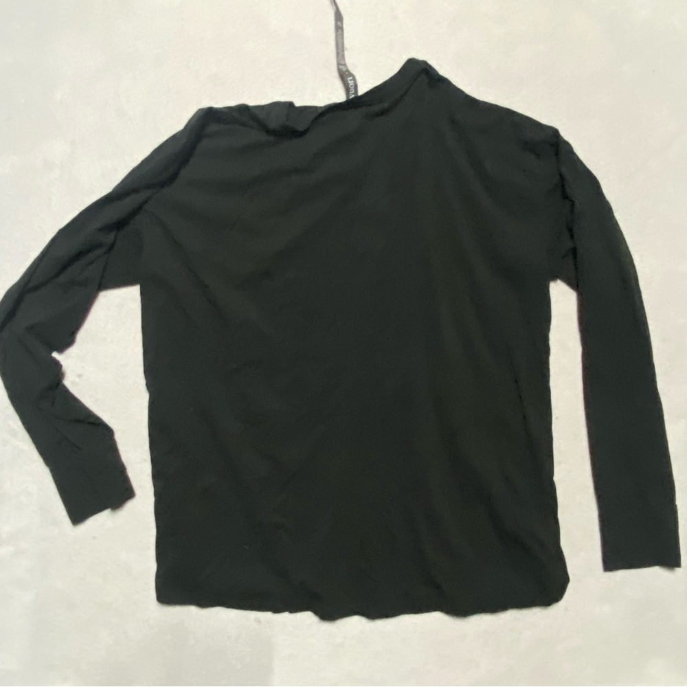 Vuori Long-Sleeve Feather Tee Small - Picture 5 of 7